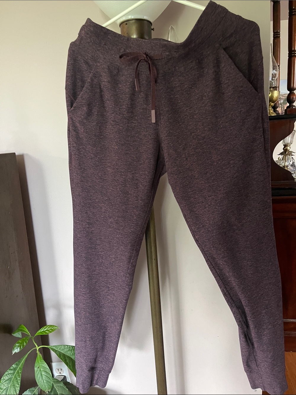 Lululemon Jogger Pants - Heathered Dark Plum - new without tags